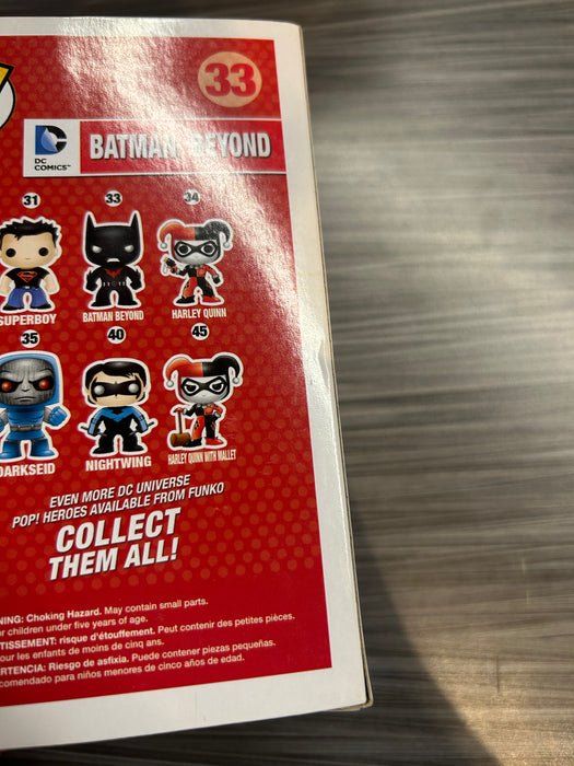 Funko POP! Heroes: DC Super Heroes - Batman Beyond(Damaged Box*) #33