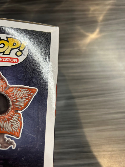 Funko POP! Television: Stranger Things - Demogorgon (2022 Summer Convention)(GiTD)(Damaged Box) #428