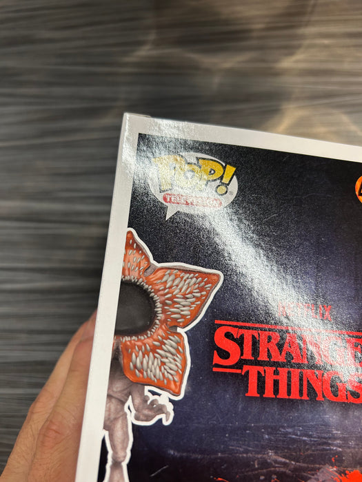 Funko POP! Television: Stranger Things - Demogorgon (2022 Summer Convention)(GiTD)(Damaged Box) #428