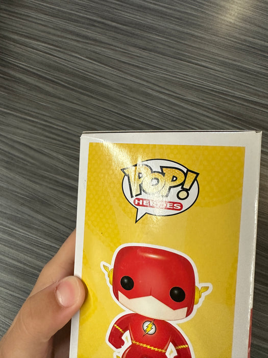 Funko POP! Heroes: DC Universe - The Flash (CHASE)(Damaged Box) #10