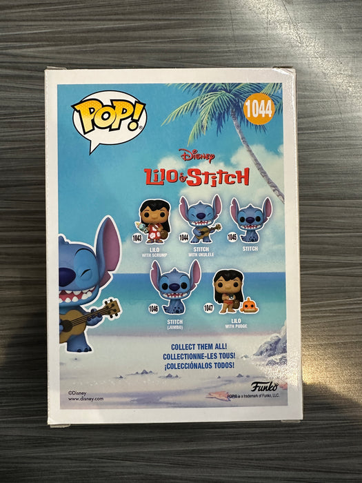 Funko POP! Disney: Lilo & Stitch - Stitch With Ukulele (Diamond)(Entertainment Earth)(Damaged Box)(Signed/Chris Sanders/SWAU) #1044